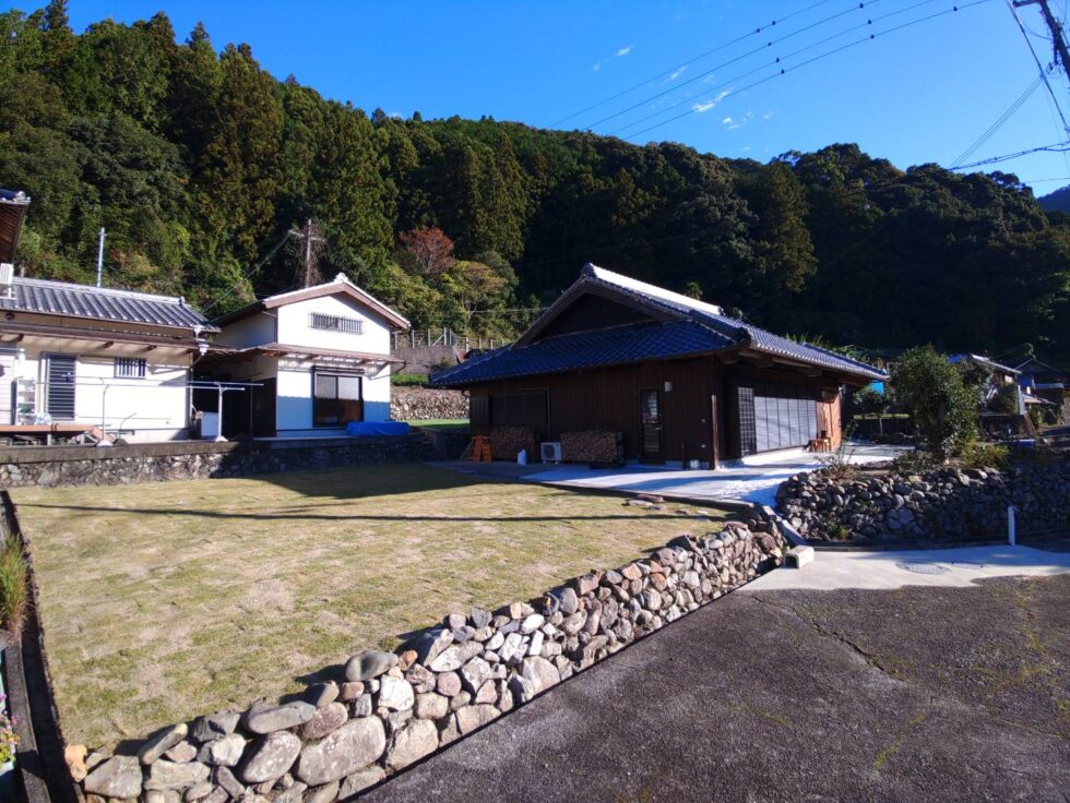 高麗芝工事　完了後の全景写真です。