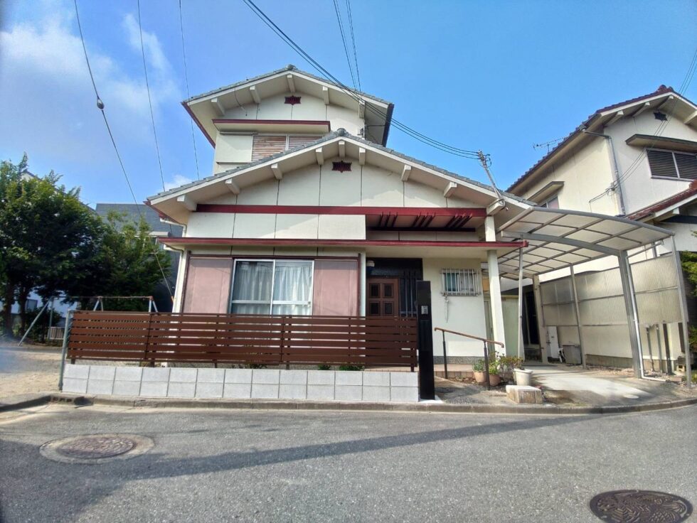 ブロック塀改修工事完成の全景写真です。